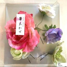 Enfeites de cabelo femininos, fechados, estilo japonês, arranjo floral, cabelo comprar usado Enfeites de cabelo femininos, fechados, estilo japonês, arranjo floral, cabelo comprar usado  Enviando para Brazil