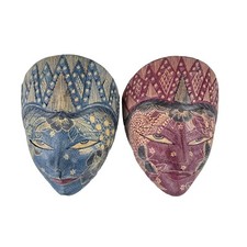 Pezzi maschera batik usato  Spedire a Italy