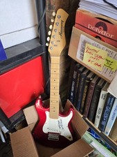 Mini guitarra elétrica autografada Dave Brigati Rascals Starlighters rara com... comprar usado  Enviando para Brazil