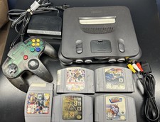 Paquete Consola Nintendo 64 con 1 Mando y 5 Juegos Deportivos Probados Funcionando ✅ segunda mano  Embacar hacia Mexico