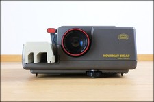 Proiettore diapositive braun usato Proiettore diapositive braun usato  Monte San Vito