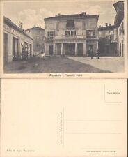 Moncalvo piazza animata usato  Italia