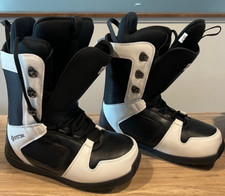 Usado, NOVAS Botas de Snowboard SYST3M Sem Caixa Tamanho EUA 10 Masculinas Preto/Branco comprar usado  Enviando para Brazil