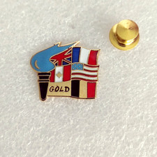 Pin lapel pin d'occasion  Lille-