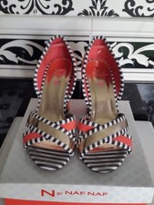 Sandales orange noir d'occasion  Grisy-Suisnes