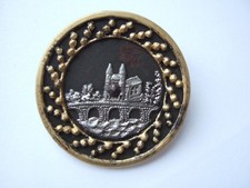 Mercerie ancienne bouton d'occasion Mercerie ancienne bouton d'occasion  Lons-le-Saunier