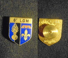 Insigne militaire écu d'occasion  Meung-sur-Loire