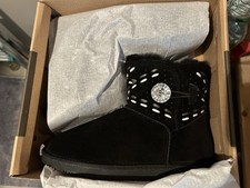 Boots fourrées d'occasion Boots fourrées d'occasion  Cranves-Sales