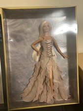 Versace barbie etichetta usato  Spedire a Italy
