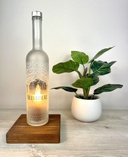 Lampada con bottiglia usato  Magione