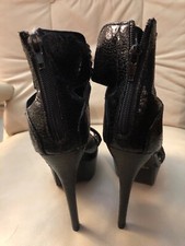 Women strappy buckle for sale  Fontana