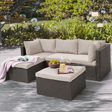 Arredamento da giardino e da esterno usato  Cardito