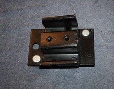 Volvo 240 242 264 244 245 Halter Konsole Stoßstange front bumper bracket NOS comprar usado  Enviando para Brazil