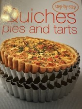 QUICHES PIES AND TARTS COOKBOOK -  STEP-BY-STEP  CONFIDENT COOKING! Bay Books comprar usado  Enviando para Brazil