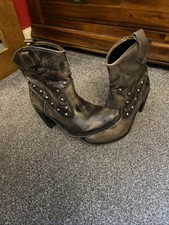 Women cowboy boots for sale  CULLOMPTON