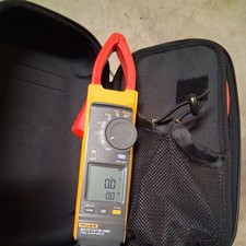 Fluke 393 cat for sale  Chapin