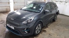 Kia niro sospensione usato  Spedire a Italy