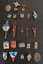 Lot insignes broches d'occasion  Villecresnes