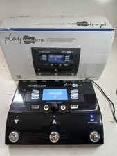 Pedal de efeitos vocais acústicos TC Helicon Play. Efeitos vocais e de guitarra com 3 botões. comprar usado  Enviando para Brazil
