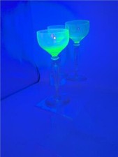 Set antique uranium for sale  SWANSEA