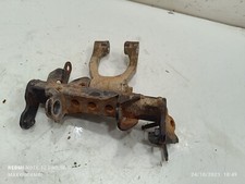 Staffa supporto motore usato  Villasalto