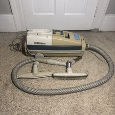 Aspirador de pó Electrolux Epic Series 6000SR vasilha com extras TESTADO FUNCIONA MUITO BEM! comprar usado Aspirador de pó Electrolux Epic Series 6000SR vasilha com extras TESTADO FUNCIONA MUITO BEM! comprar usado  Enviando para Brazil