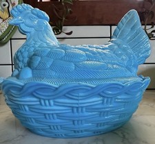 Usado, Copo de leite azul galinha em um ninho comprar usado  Enviando para Brazil