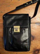 Bolsa tiracolo de couro preta Perlina carteira bolsa de ombro ferragem dourada comprar usado  Enviando para Brazil