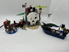 Lego pirates treasure for sale  Little River