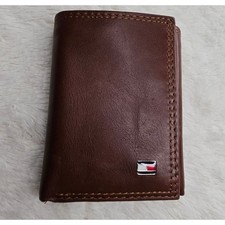 Usado, Carteira masculina de couro marrom Tommy Hill Hilfiger com zíper. Couro macio. Feito na Índia.  comprar usado  Enviando para Brazil