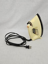 Usado, Vintage Black and Decker Iron Light n' Easy Steam Dry 7 Configurações comprar usado  Enviando para Brazil