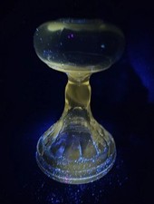 Base de lâmpada a óleo vintage brilha amarela UV reativa 365nm comprar usado  Enviando para Brazil