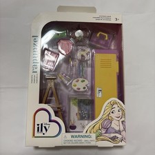 Accessoires poupées disney d'occasion  Expédié en France