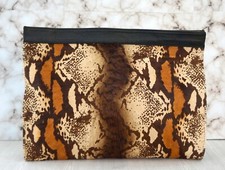 Clutch de couro preto MARA CARRIZO SCALISE estampa animal multicolorida cabelo de pônei comprar usado  Enviando para Brazil