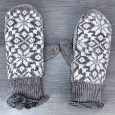 Isotoner women mittens for sale  Davenport