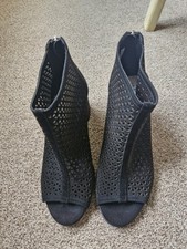 Clarks women ankle for sale  AIRDRIE