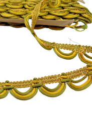 Scalloped strand decor for sale  Champlain