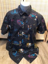 Camisa Disney Coco Button Up desenho animado Miguel Día de los Muertos preta XL H40, usado comprar usado  Enviando para Brazil