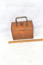 bolsa de madeira vintage Walborg/caixa de costura 6x4x4 carvalho forrado de seda original 1950, usado comprar usado  Enviando para Brazil