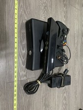 Console Xbox 360 pacote Kinect com controle, barra de sensor e carregador de controle comprar usado  Enviando para Brazil