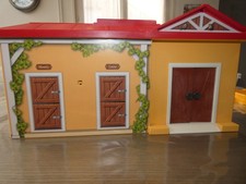 Ancienne ecurie playmobil d'occasion Ancienne ecurie playmobil d'occasion  Baume-les-Dames