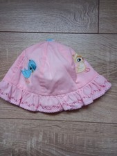 Chapeau rose bébé d'occasion  Vouillé
