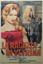 Fille vitrine affiche d'occasion  Velleron