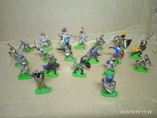 Soldatini medievali britains usato Soldatini medievali britains usato  Trieste