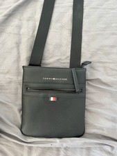 Tommy hilfiger umhängetasche gebraucht kaufen  Erlangen