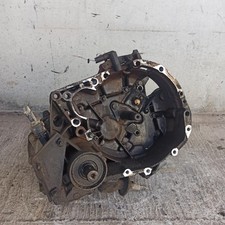 Cambio manuale marce usato  Marcianise