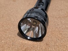 Mag lite led d'occasion  Expédié en Belgium