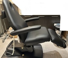 Medspa treatment table for sale  Tewksbury