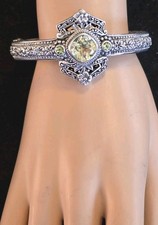 Usado, Pulseira de prata esterlina Sarda Bali com topázio verde 50,2 gramas tamanho 6,5 comprar usado Usado, Pulseira de prata esterlina Sarda Bali com topázio verde 50,2 gramas tamanho 6,5 comprar usado  Enviando para Brazil