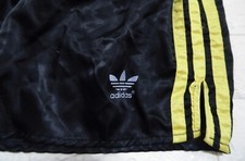 Adidas pantaloncini nylon usato  Ercolano